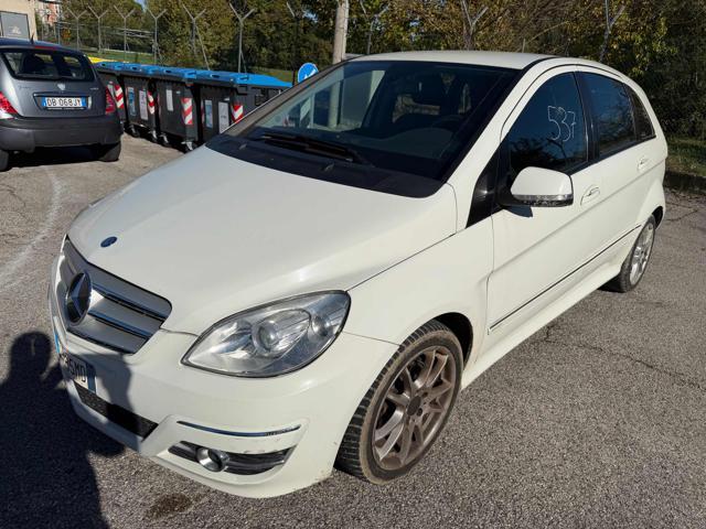 MERCEDES-BENZ B 180 CDI Sport senza nessun lavoro da fare