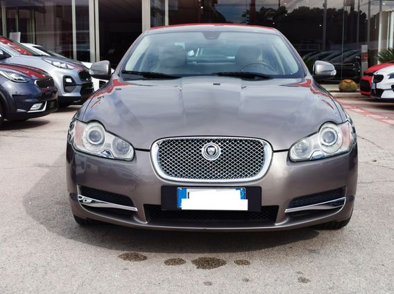 Jaguar Xf 2.7d V6 Premium Luxury