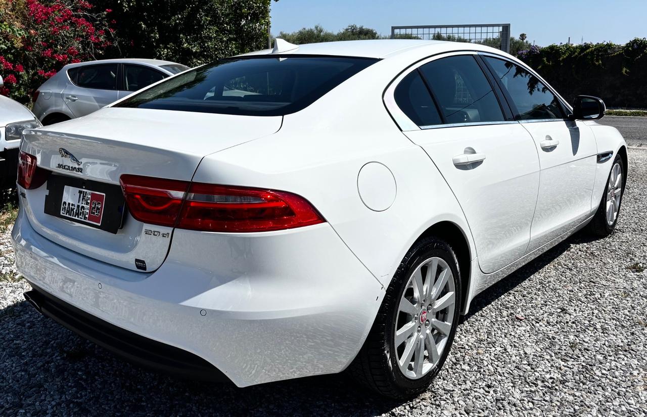 Jaguar XE 2.0 D Turbo aut. Portfolio