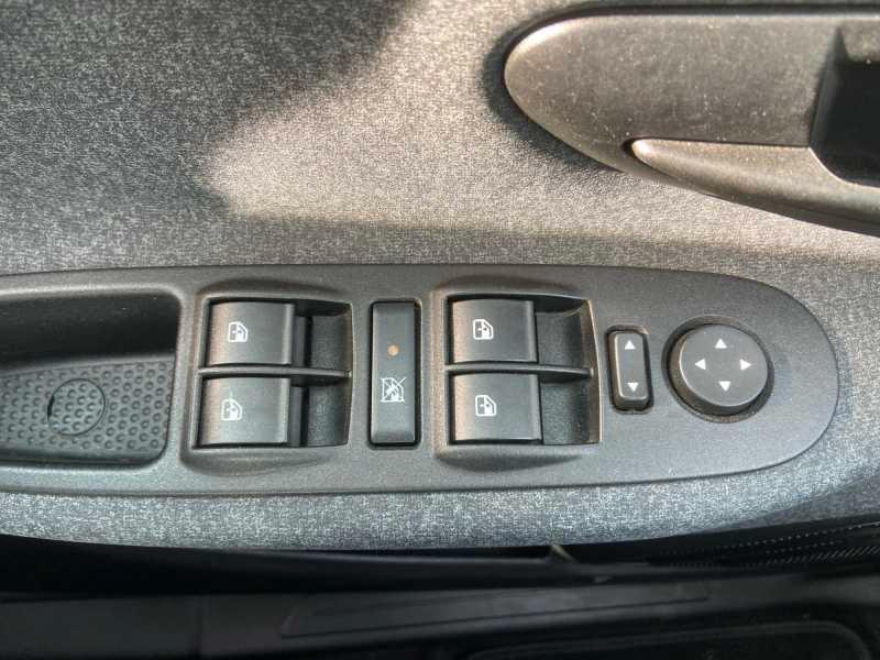 LANCIA Ypsilon 1.0 firefly hybrid Silver 70c