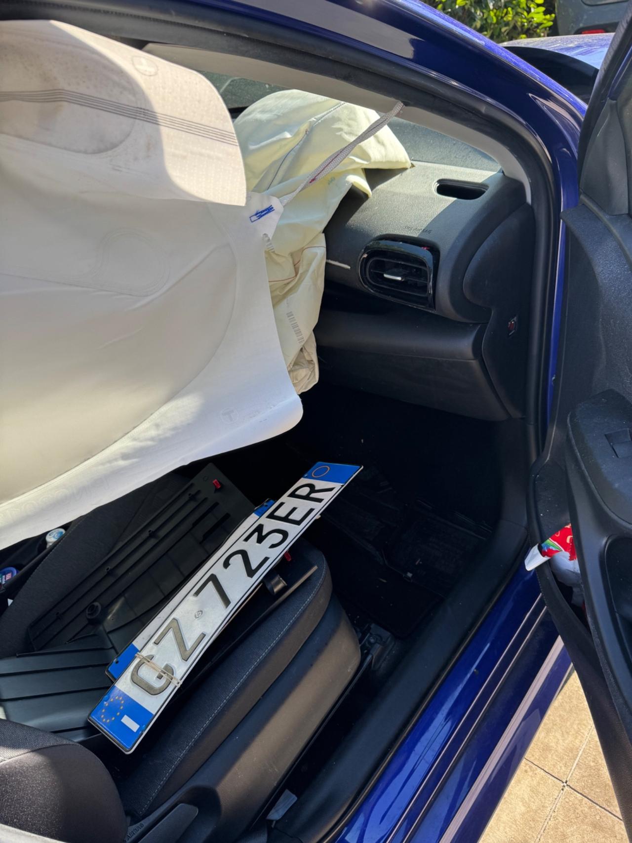 Toyota Yaris 1.5 Hybrid 5 porte Trend km 12000