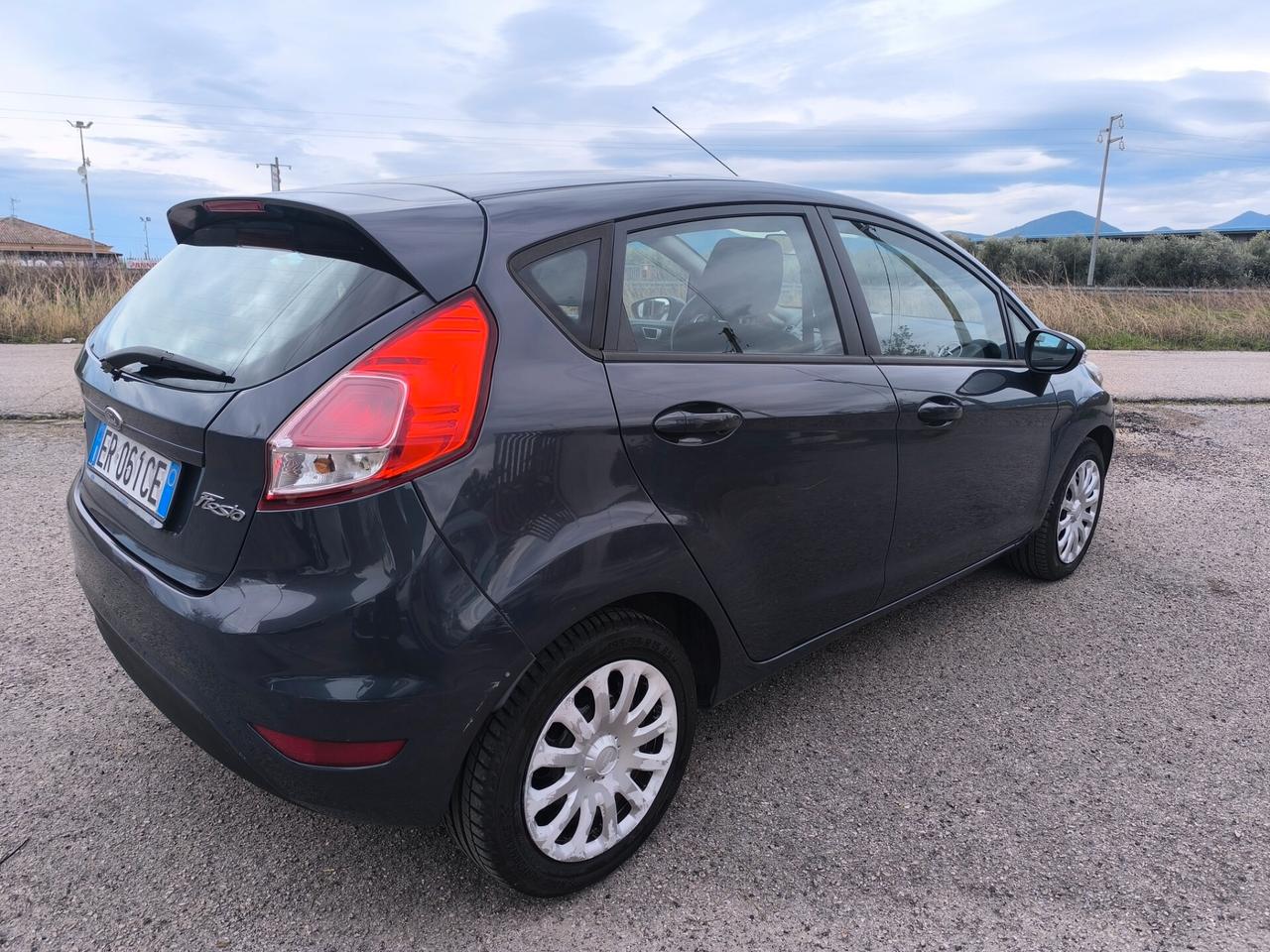 Ford Fiesta 1.5 TDCi 75CV 5 porte Titanium