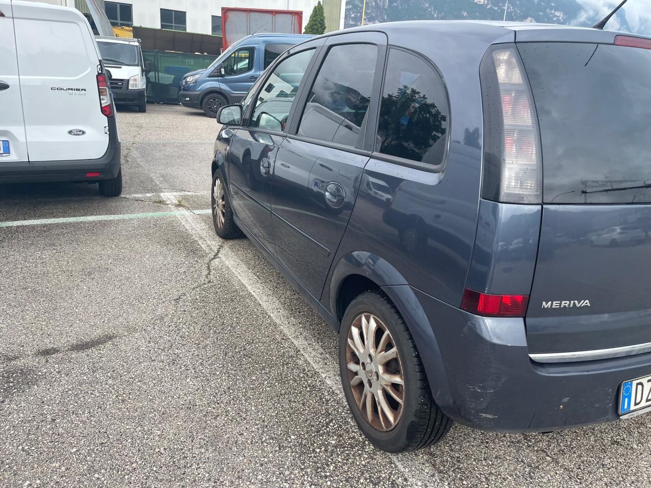 Opel Meriva 1.4 16V Club SI NEOPATENTATI