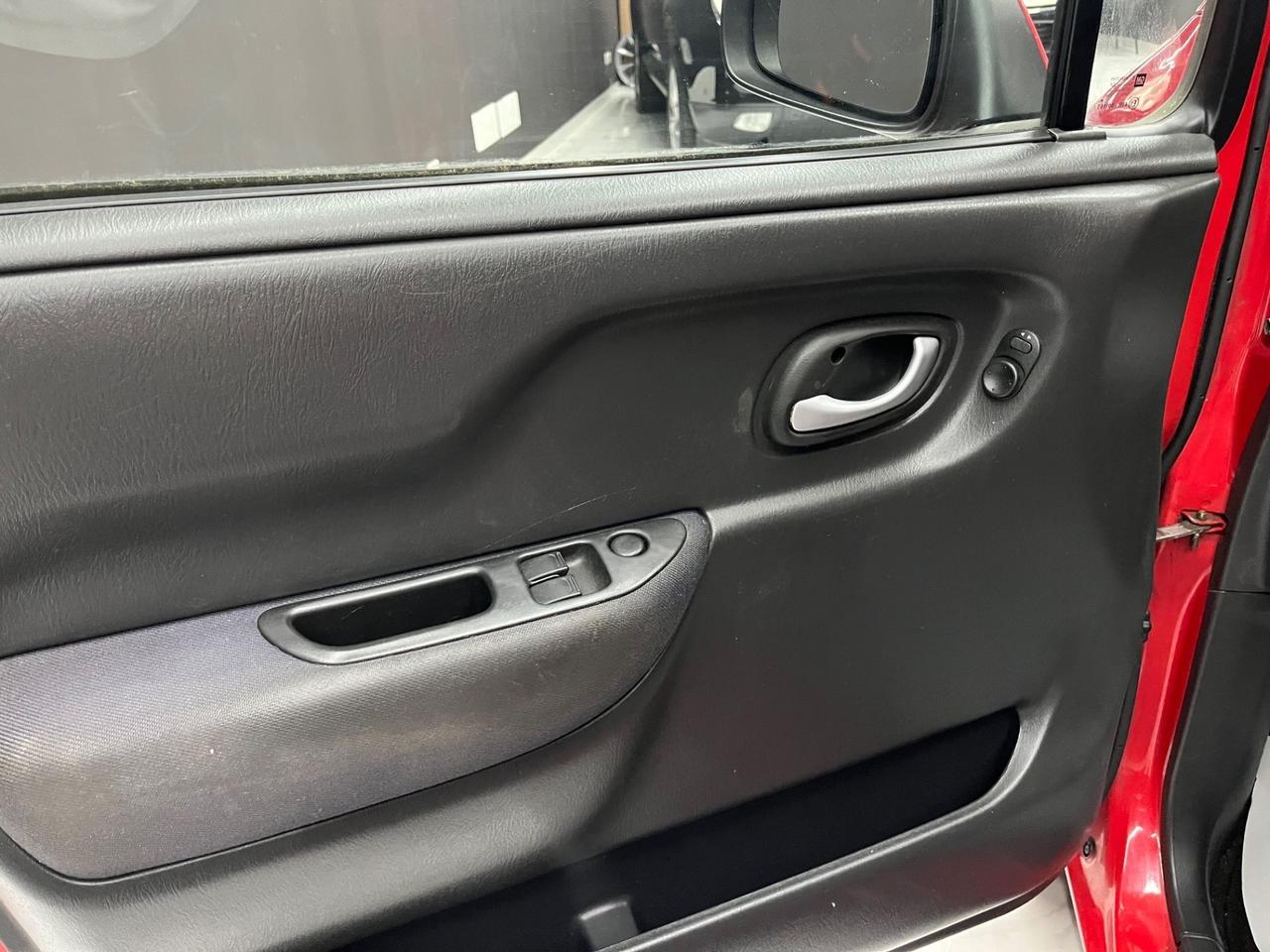 Opel Agila 1.2 16V Club 59Kw OK NEOPATENTATI