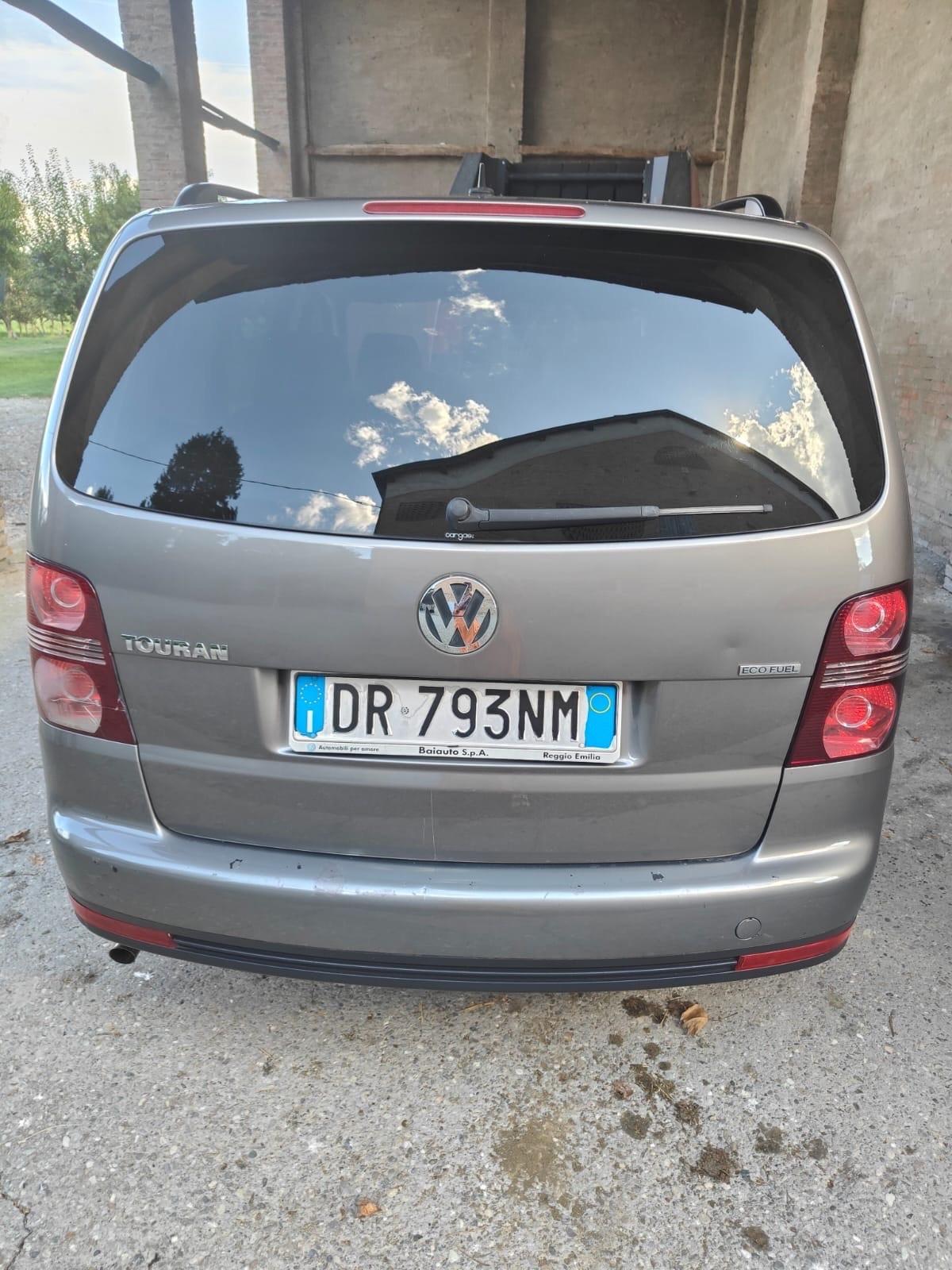 Volkswagen Touran 1.4 TSI DSG Highline EcoFuel