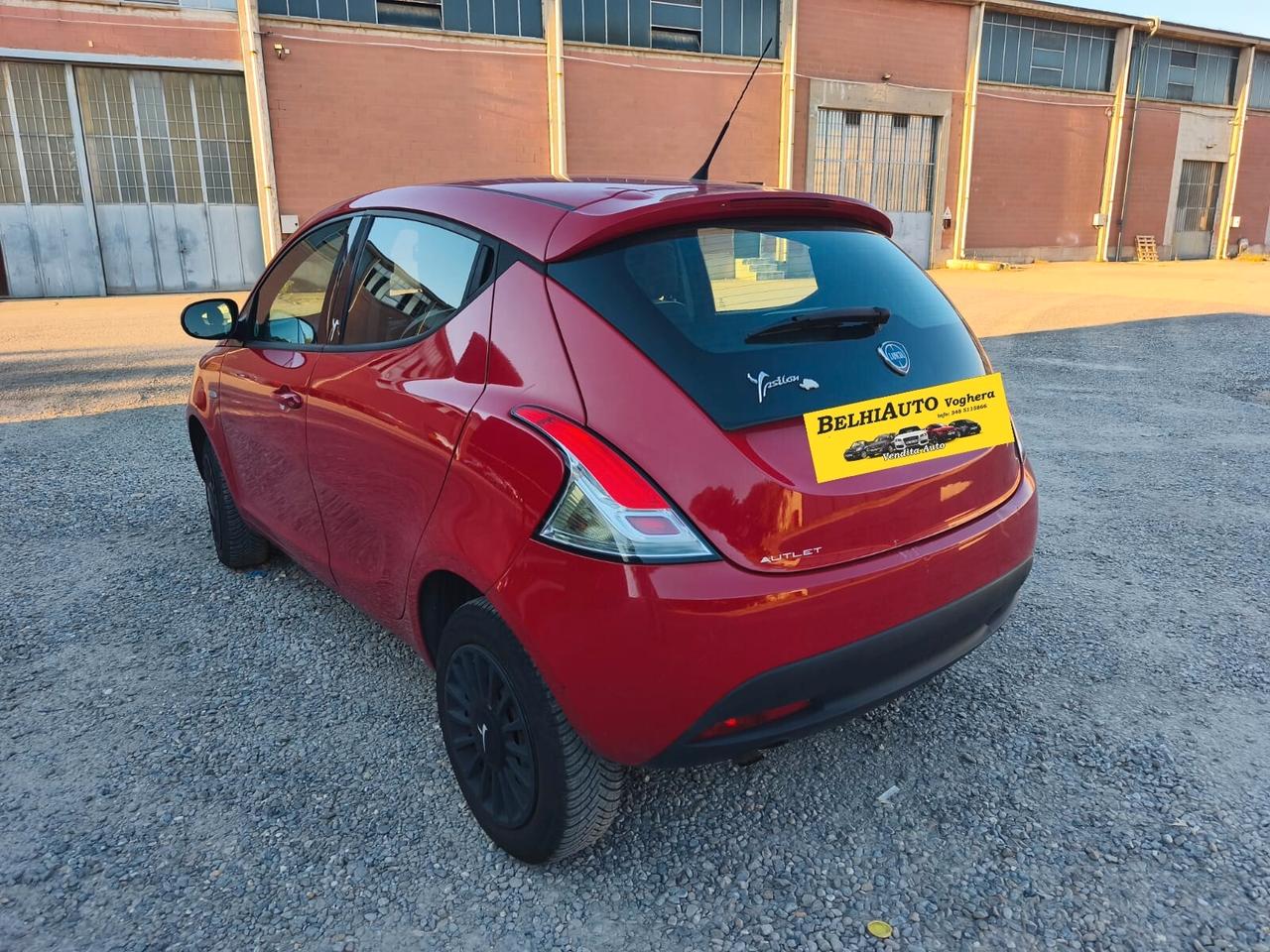 Lancia Ypsilon 2014--900 Benzina Metano Neopatentati