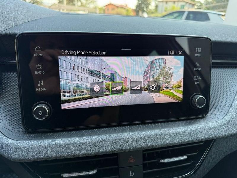 Škoda Kamiq Black Dots 1,0 TSI 85 kW (115 CV) 7 marce - DSG