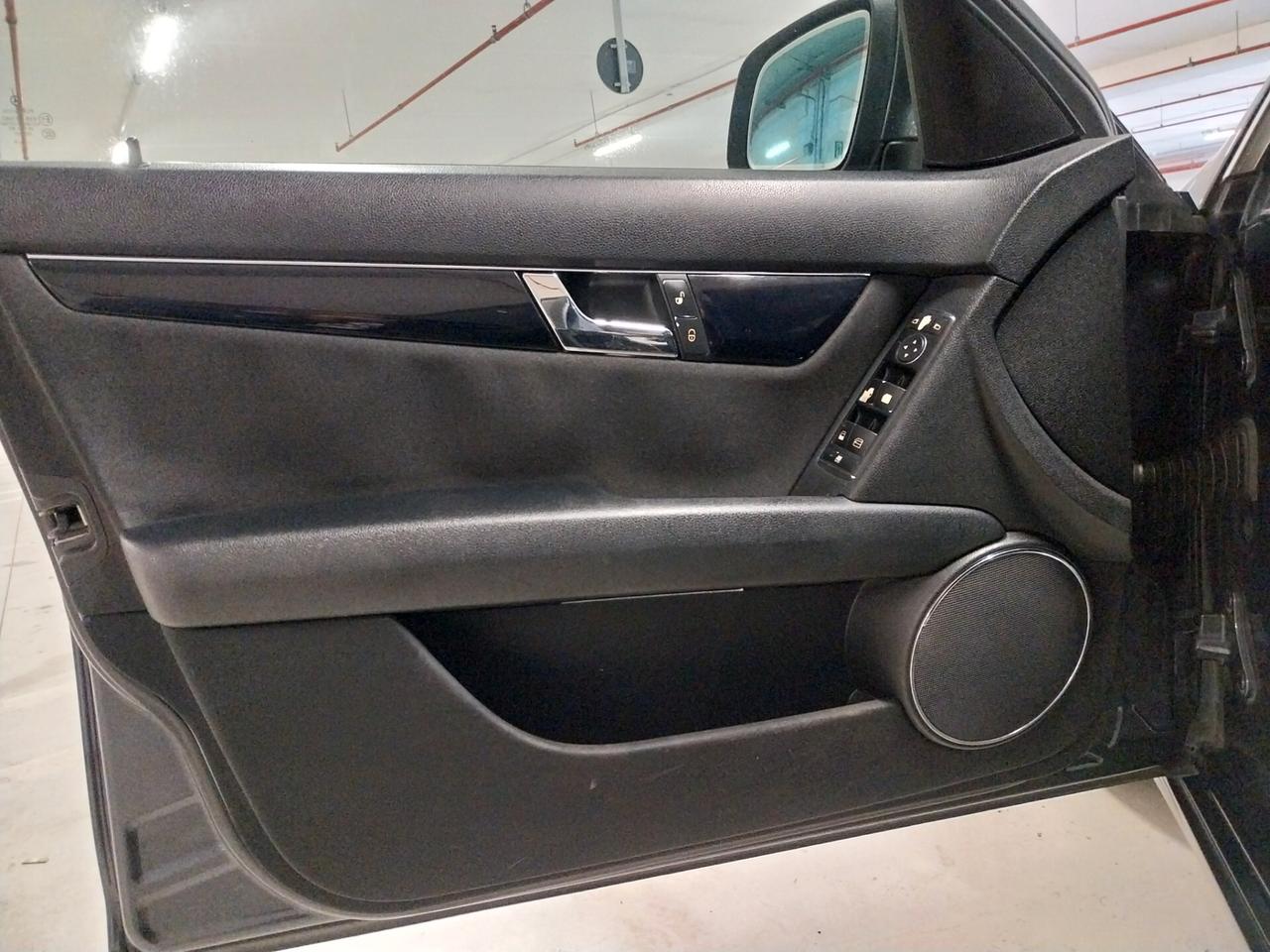 Mercedes-benz C 220 CDI Avantgarde AMG