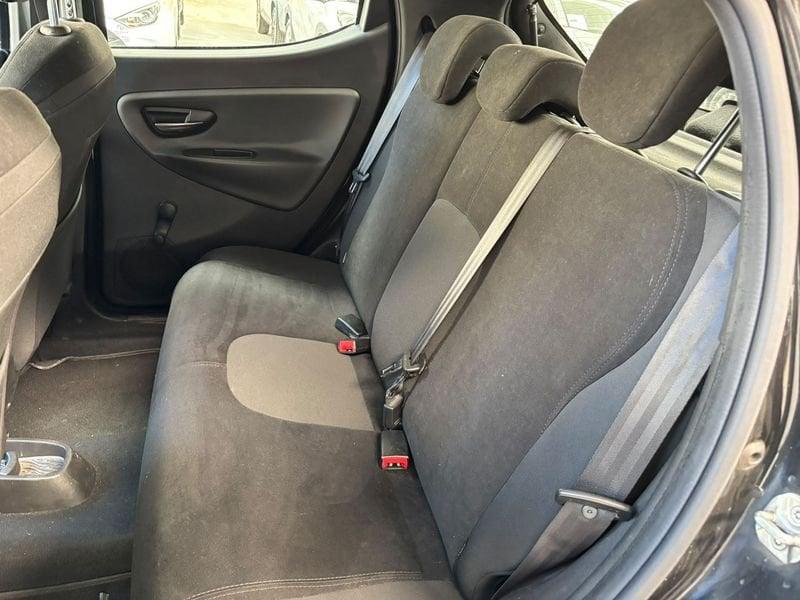 Lancia Ypsilon 1.2 69 cv Silver