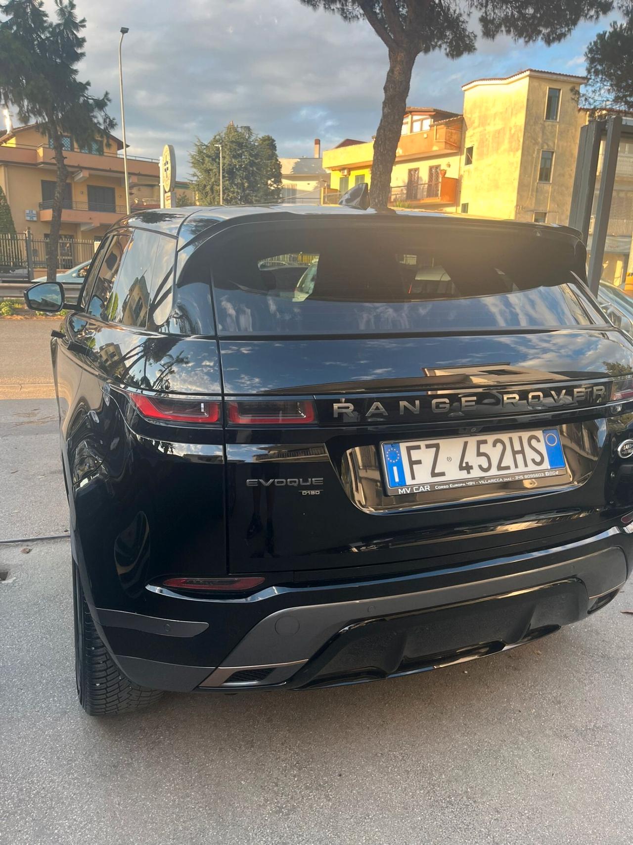Land Rover Range Rover Evoque LAND ROVER EVOQUE R-DYNAMIC