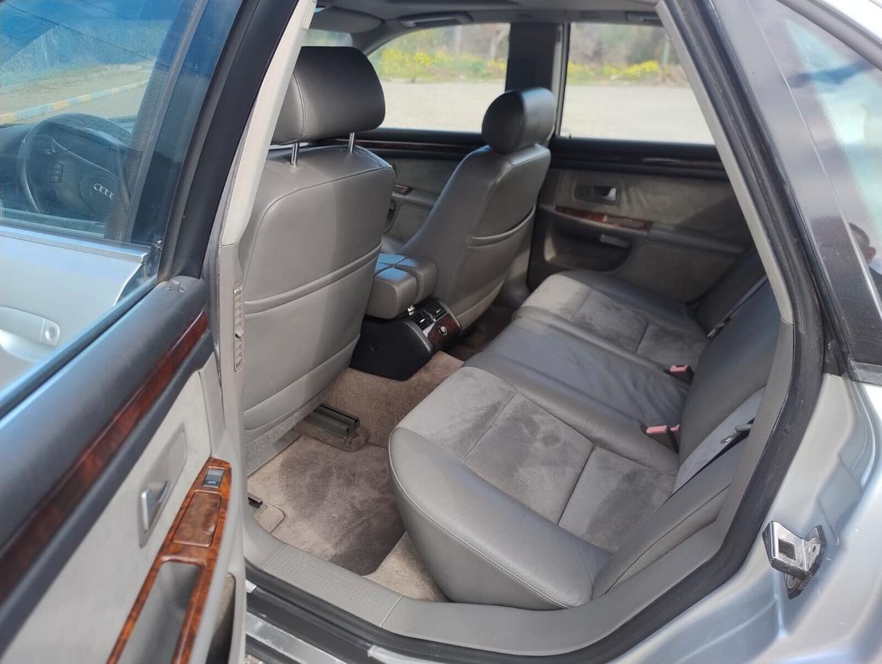 Audi A8 S8 4.2 V8 40V cat quattro