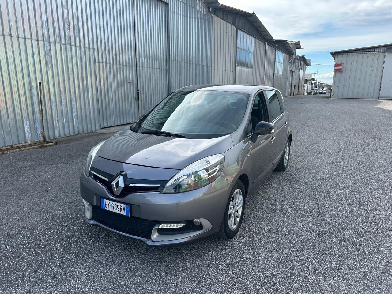 Renault Scenic Scénic XMod dCi 95 CV Start&Stop Energy Limited