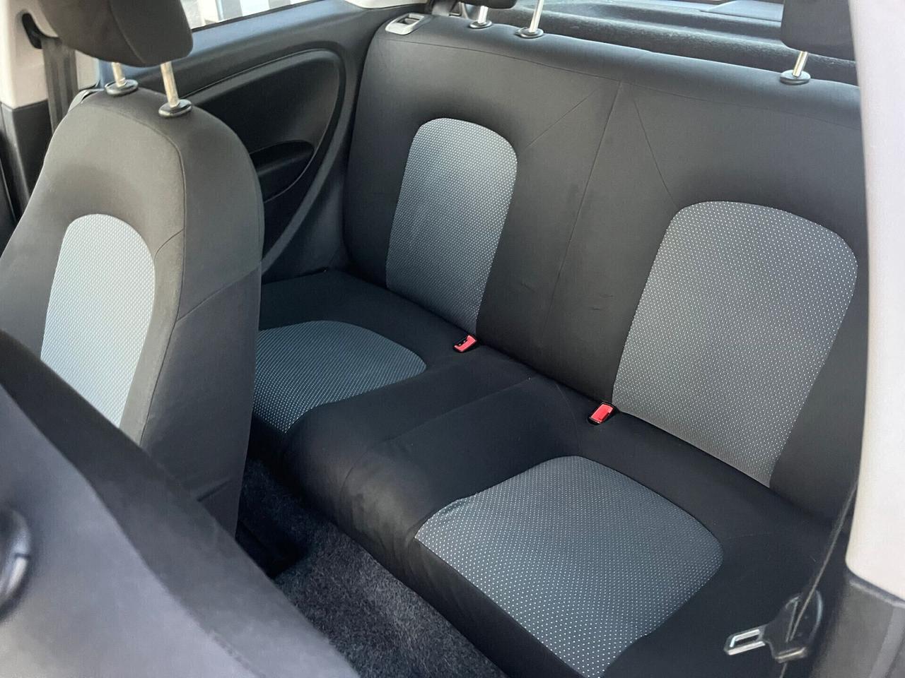 Fiat Grande Punto 1.4 EasyPower Unipro 2011