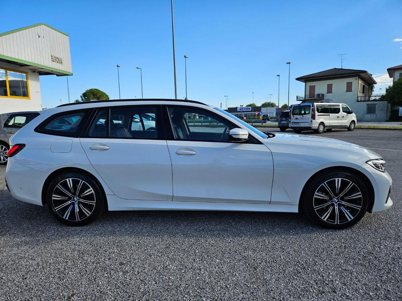BMW 320 d 48V Touring Sport