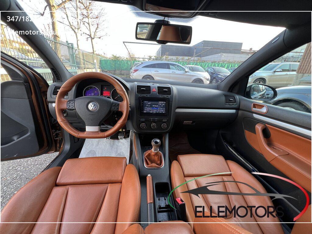 Volkswagen Golf GTI 2.0 TFSI GTI