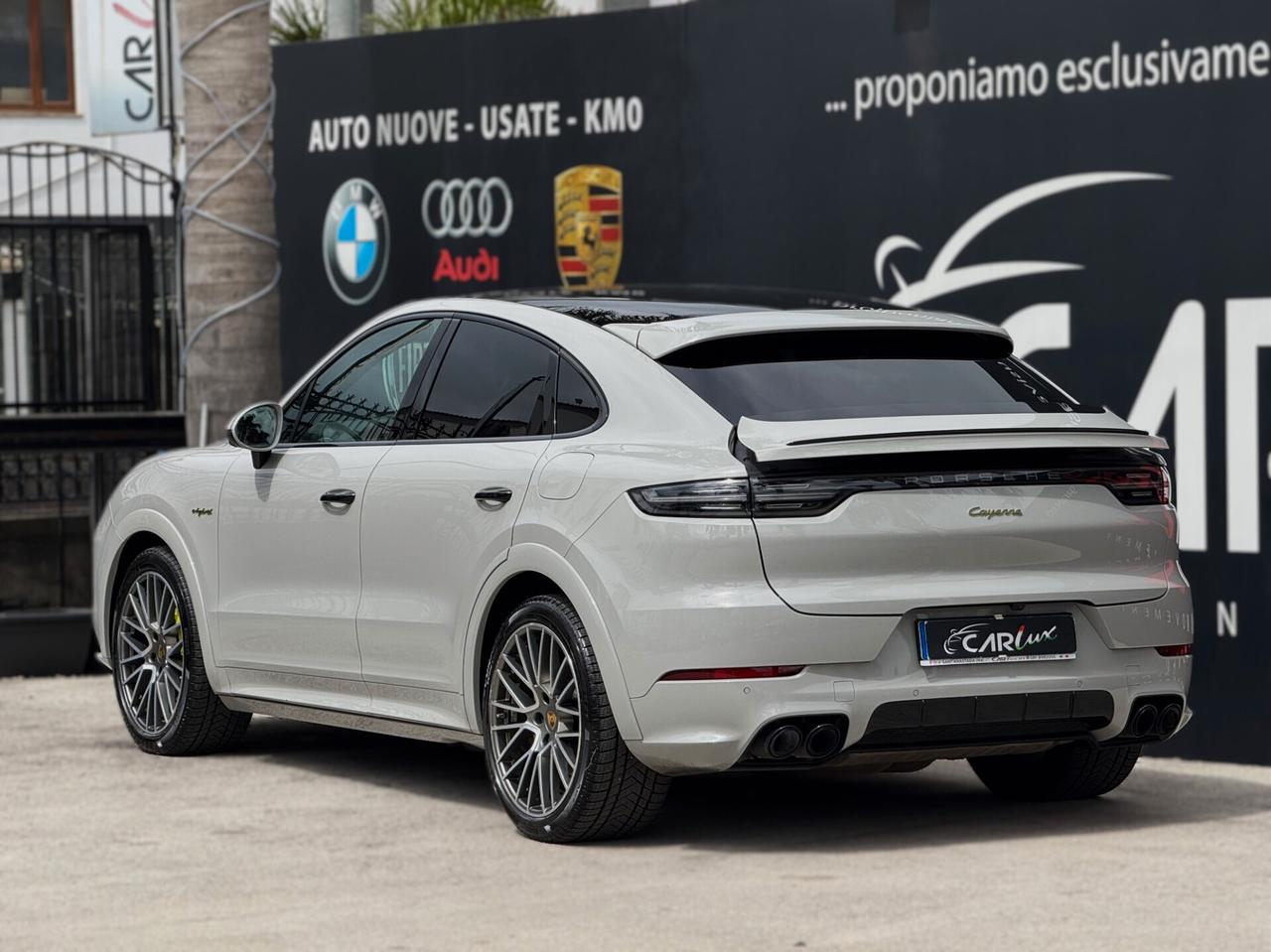 Porsche Cayenne Coupe 3.0 E-Hybrid Platinum Edition