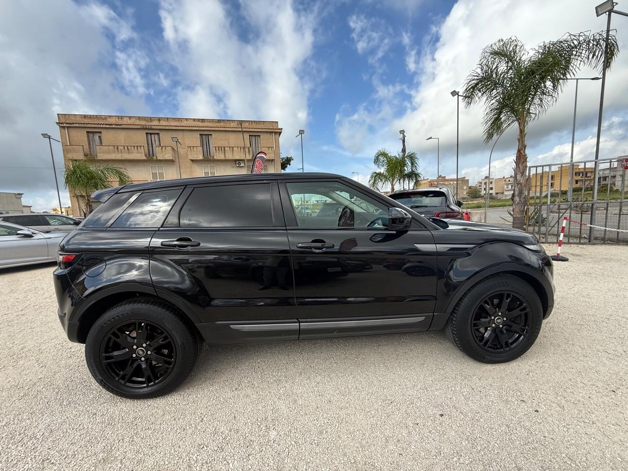 Land Rover Range Evoque 2.2 TD4 5p. Pure Tech Pack