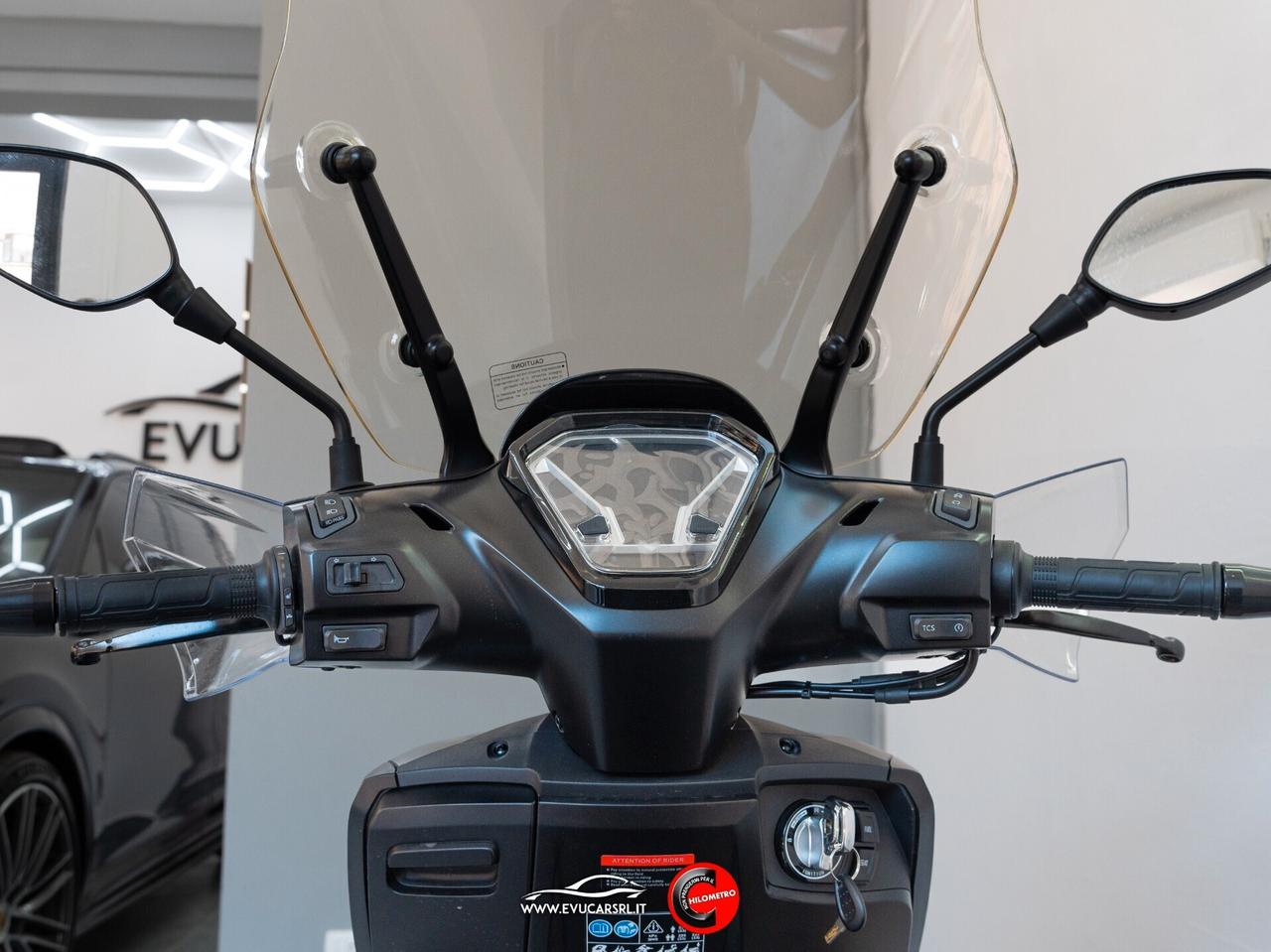 Voge Sfida SR16