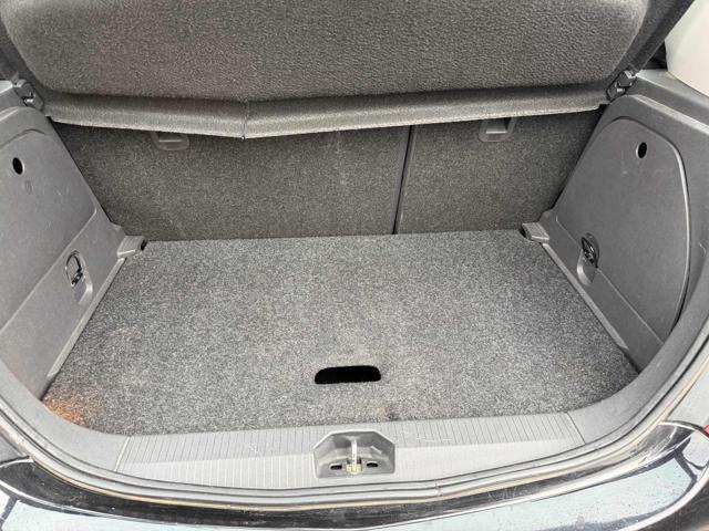 OPEL Corsa 1.2 5 porte Cosmo