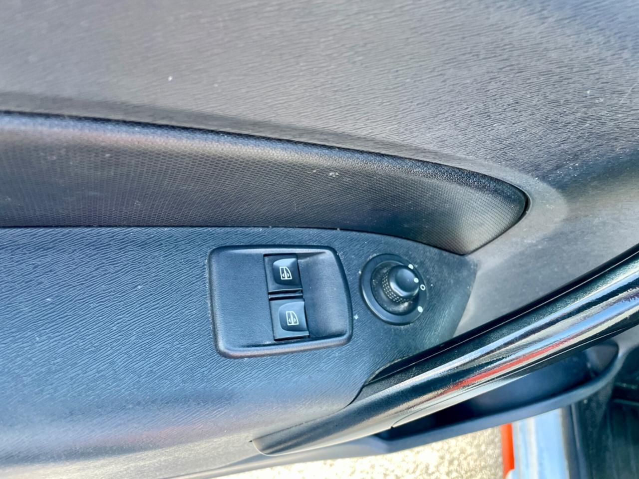 Renault Kangoo MAXI dCi 115CV AUTOCARRO 4 POSTI