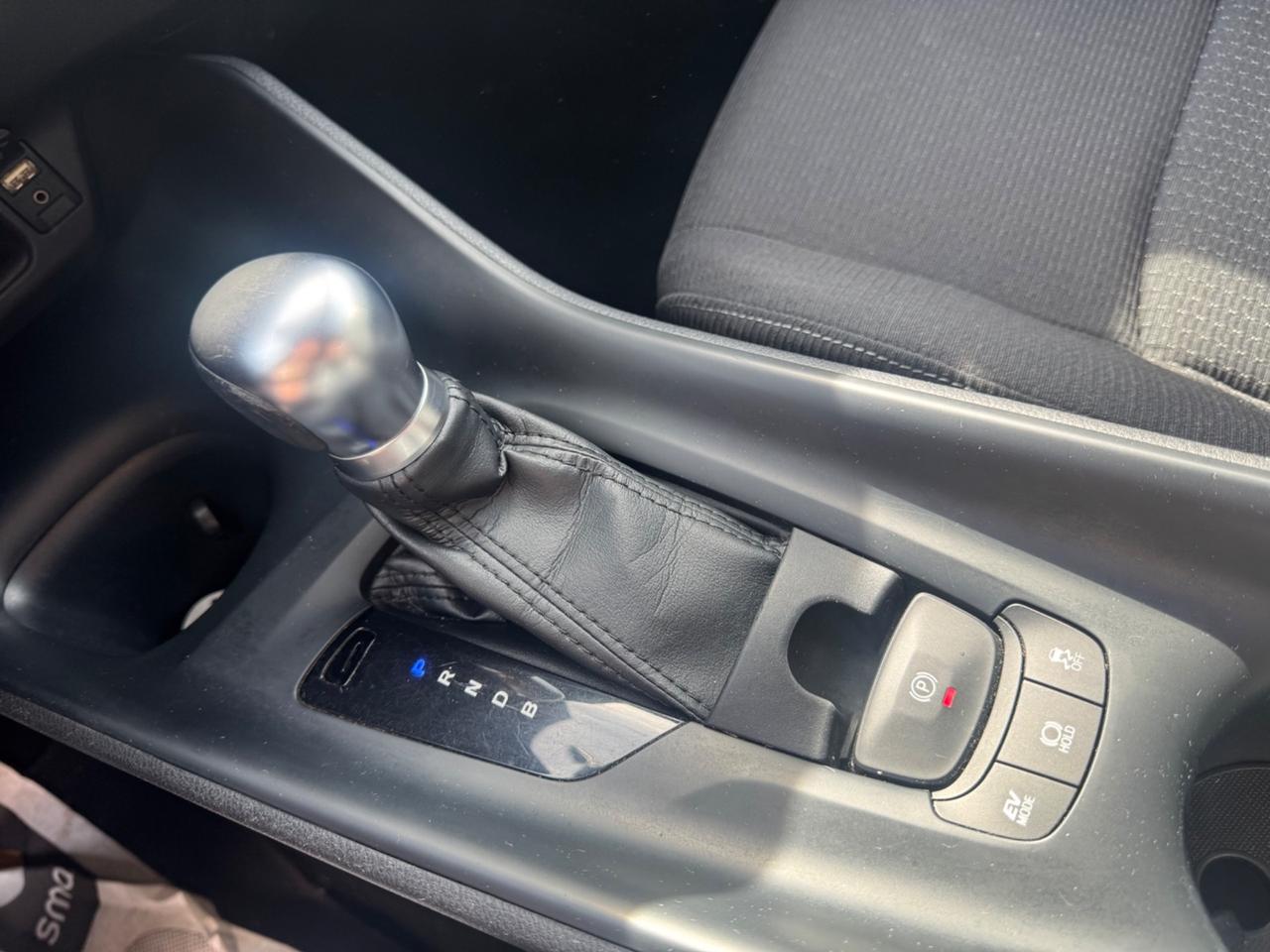 Toyota C-HR 1.8 Hybrid E-CVT Lounge