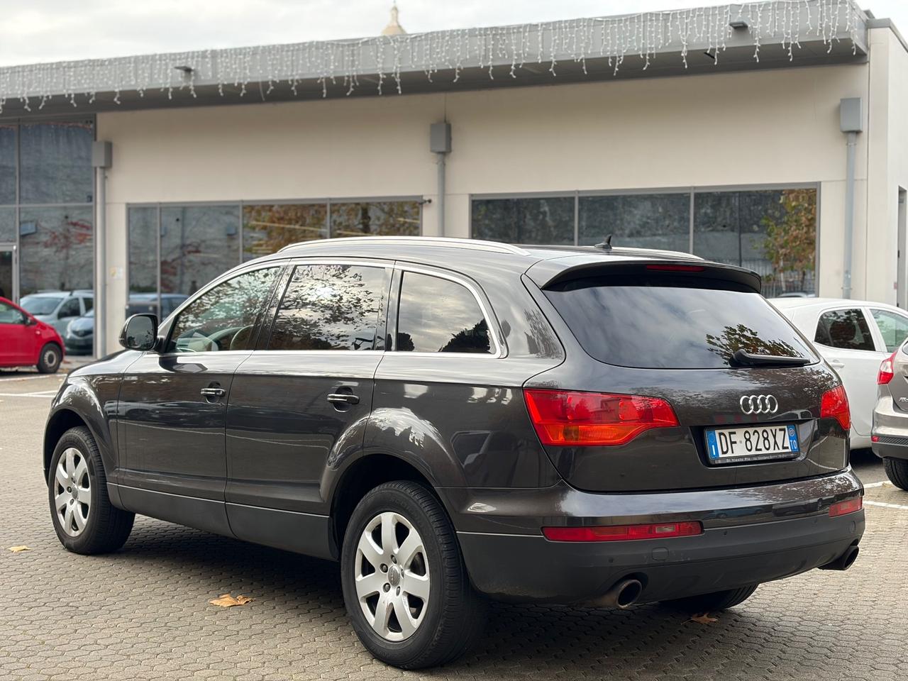 Audi Q7 4.2 V8 FSI quattro tiptronic 7 posti 349cv