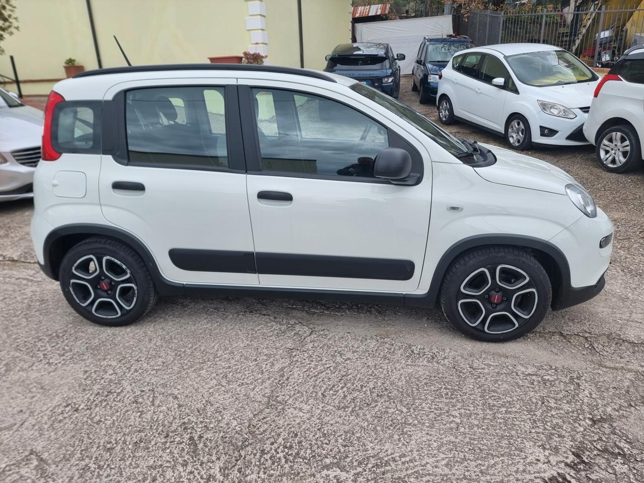 Fiat Panda 1.0 FireFly S&S Hybrid City Cross