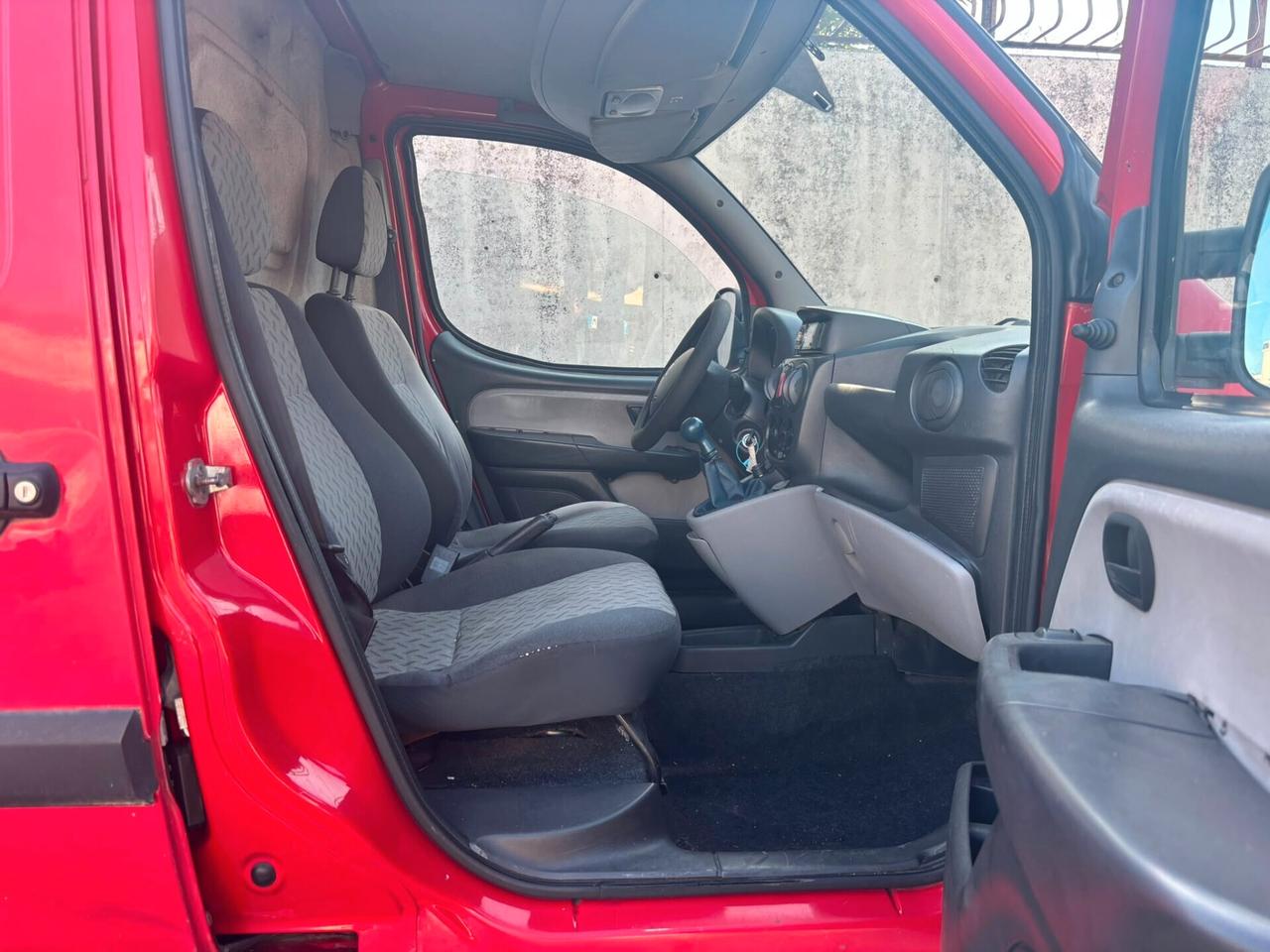 Fiat Doblò Cargo 1.9 JTD 105 CV Tetto Alto – Clima – Block Shaft