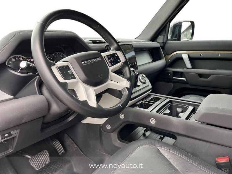 Land Rover Defender 3.0 D6 250 110 X-Dynamic S AWD auto.