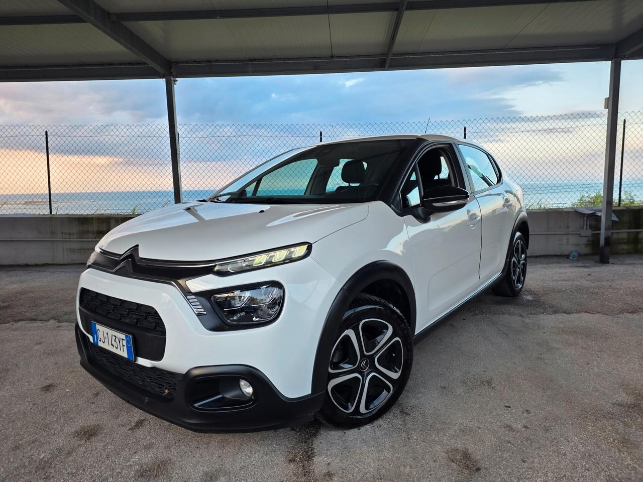 Citroen C3 BlueHDi 100 S&S Shine Pack