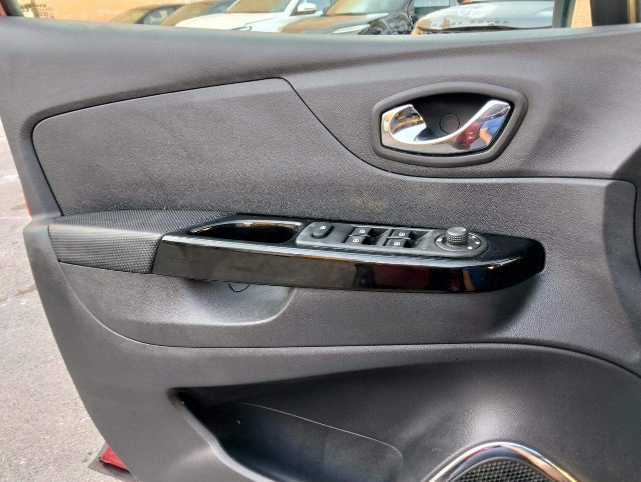 Renault Captur 900 Benzina 90cv Motore Rotto 2016