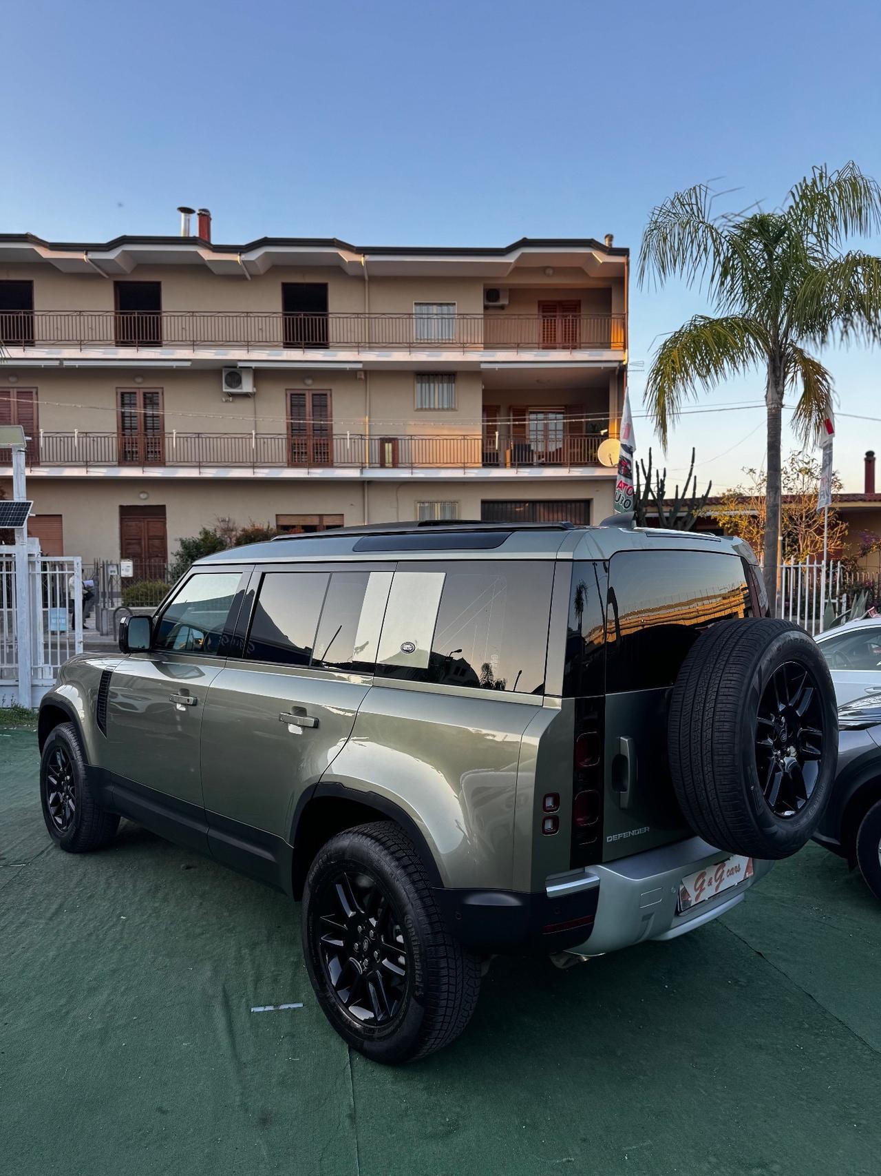 Land Rover Defender 110 3.0D I6 200 CV Tetto X-Dynamic SE