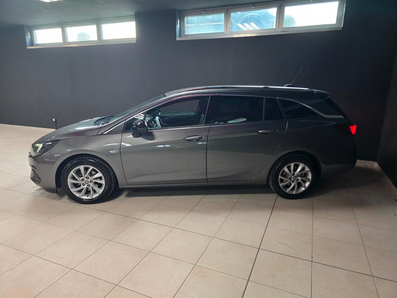 Opel Astra 1.5 CDTI 122 CV S&S AT9 Business Eleg. IVA ESPOSTA