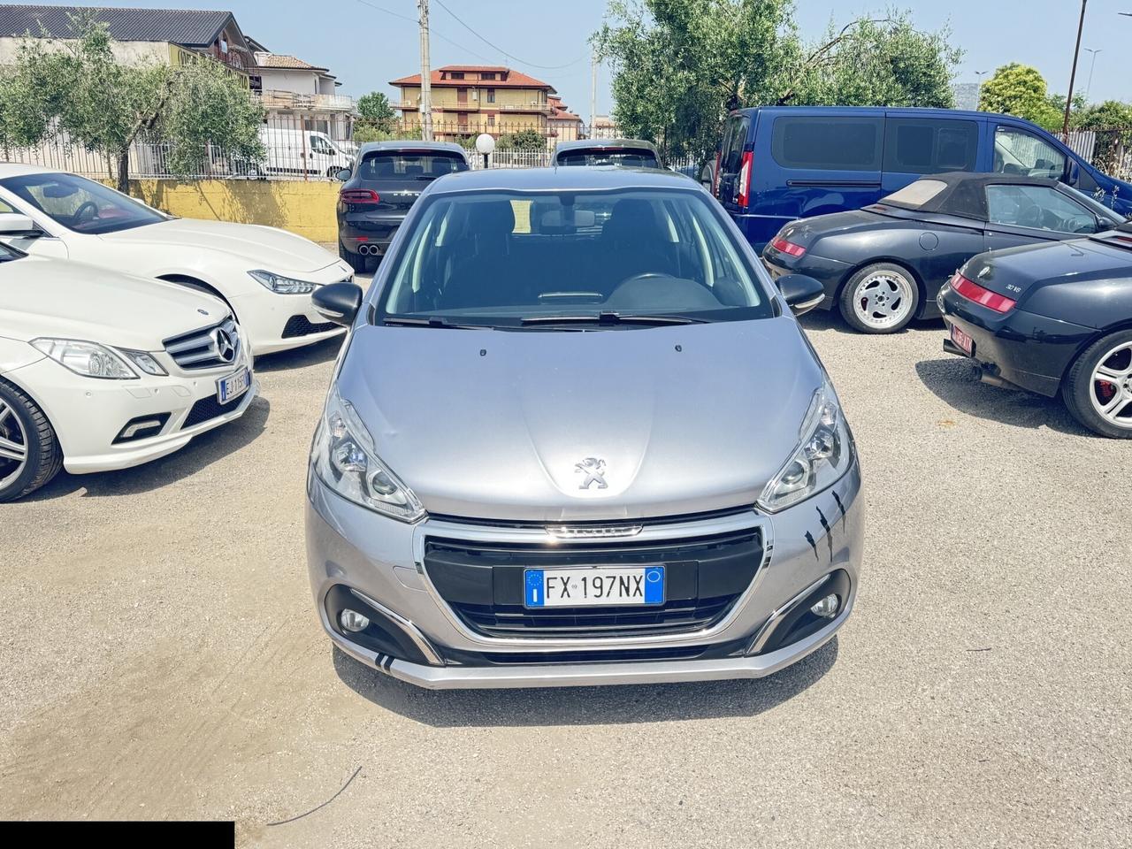 PEUGEOT 208 1.2 BENZINA ADATTA NEOPATENTATI