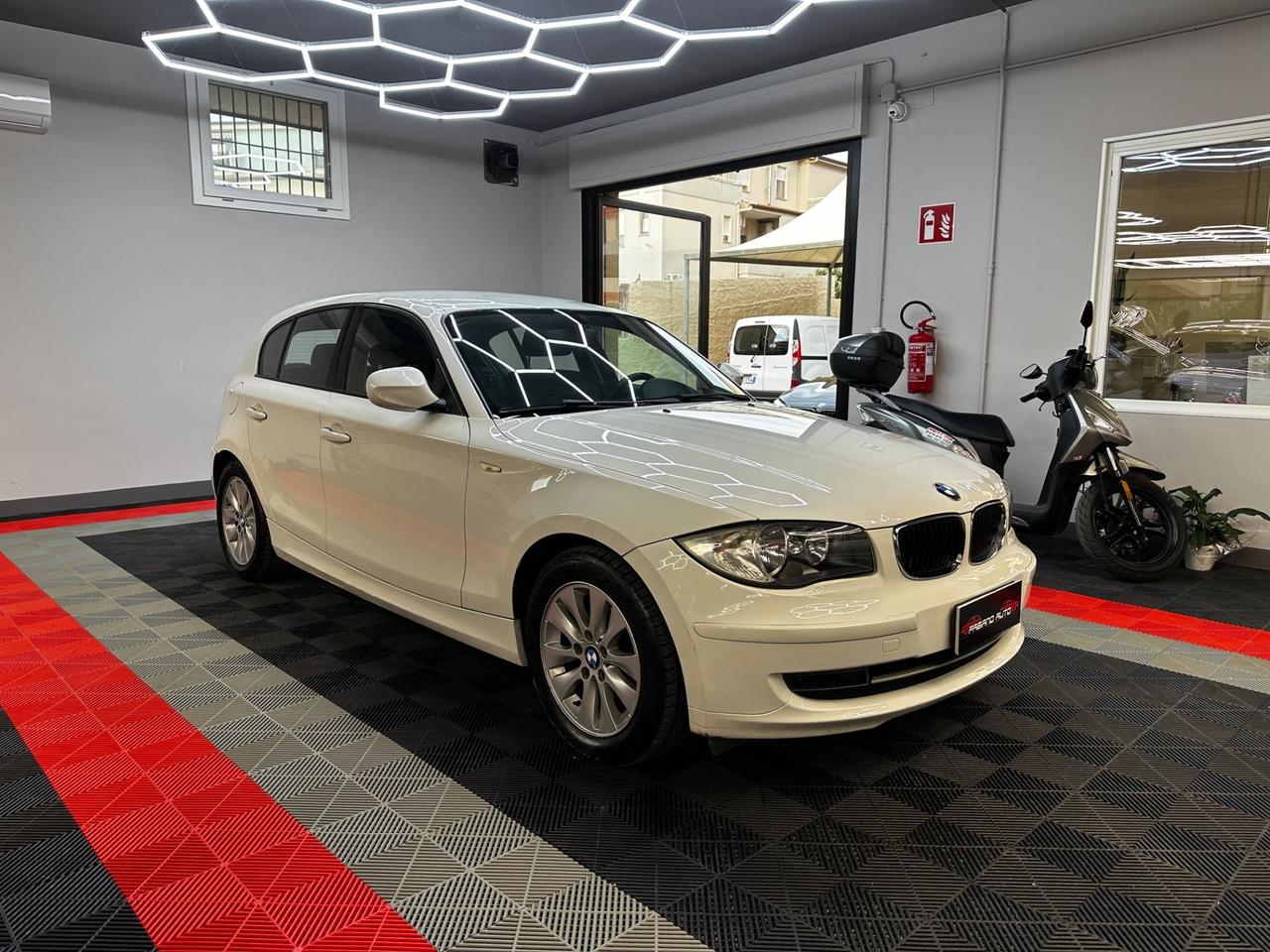 Bmw Serie 1 118d - FABIANOAUTO