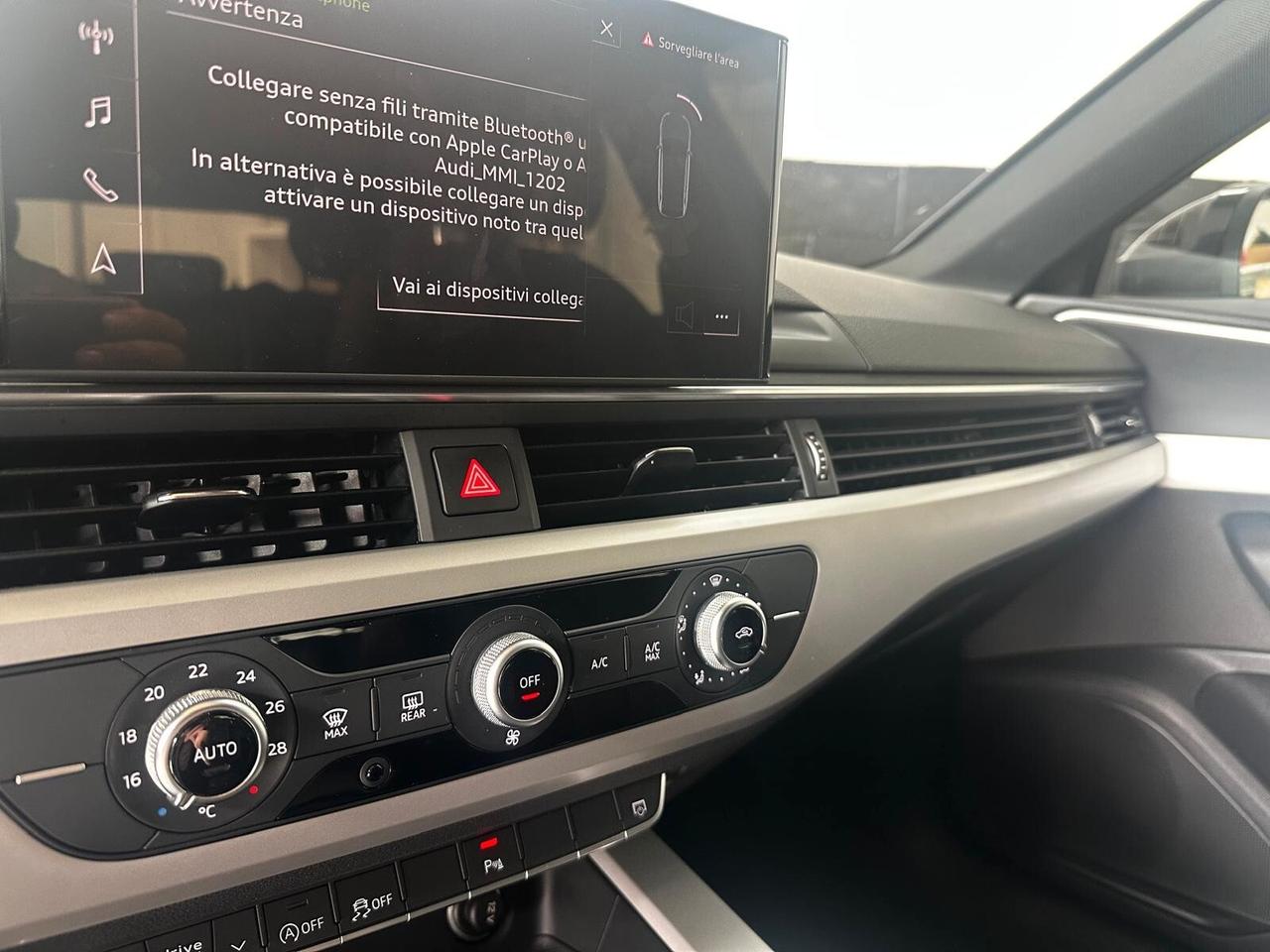 Audi A4 Avant 30 TDI/136 CV mhev S tronic Business Advanced