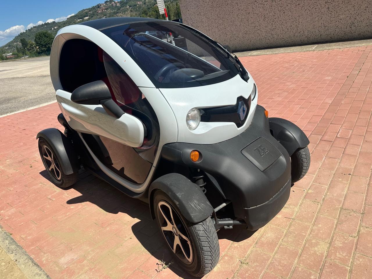 Renault Twizy 80 13KW BATTERIE DI PROPRIETÀ