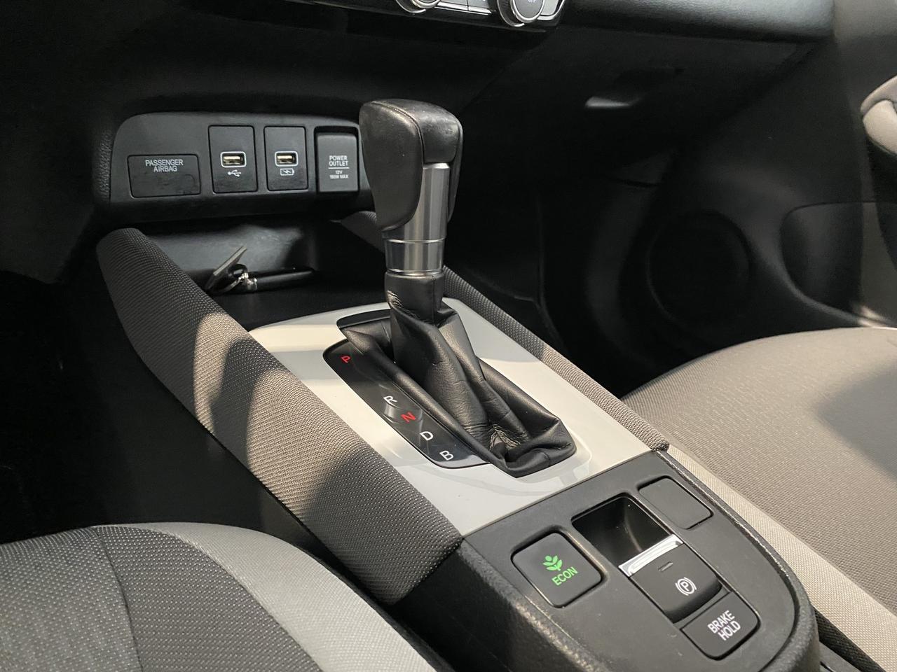 Honda Jazz crosstar 1.5 hev executive bicolor ecvt