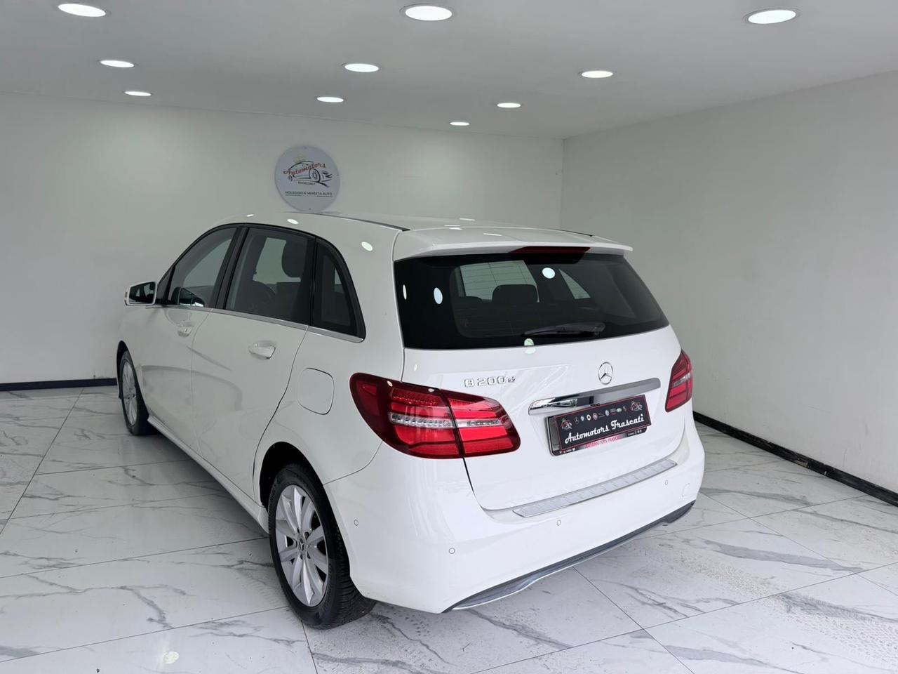Mercedes-benz B 200 d Automatic -GARANTITA-LED-2018