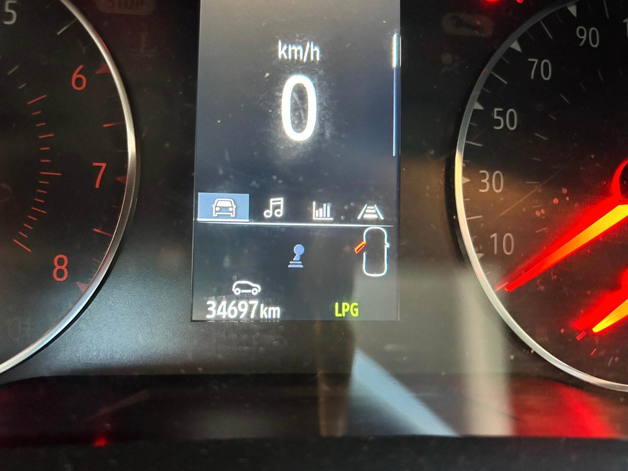 Renault Captur 1.0 Benz/GPL 100CV - 2022 Incidentata