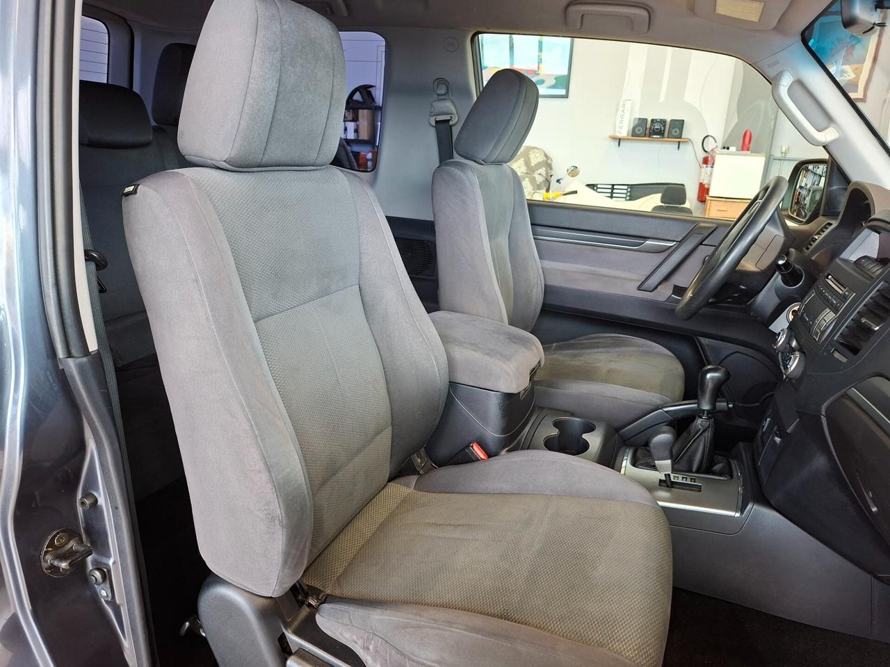 Mitsubishi Pajero 3.2 DI-D 16V 3p. Invite