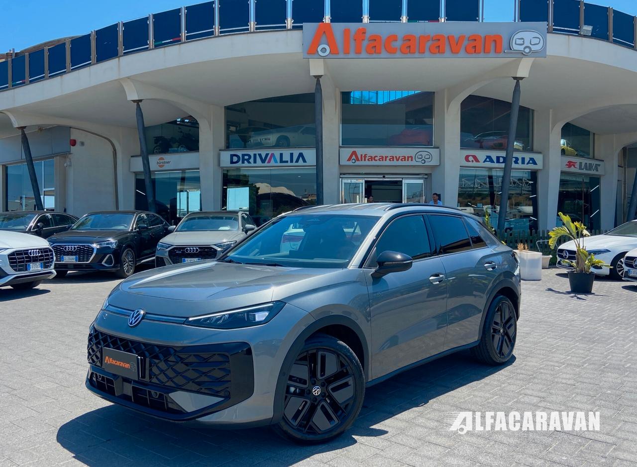 Volkswagen T-Roc 1.5 tsi R-Line dsg *NUOVA DA IMMATRICOLARE*