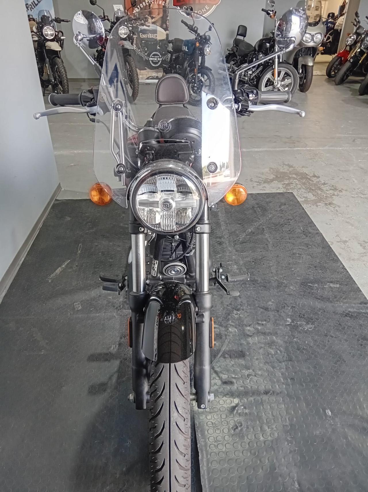 Royal Enfield Meteor super nova