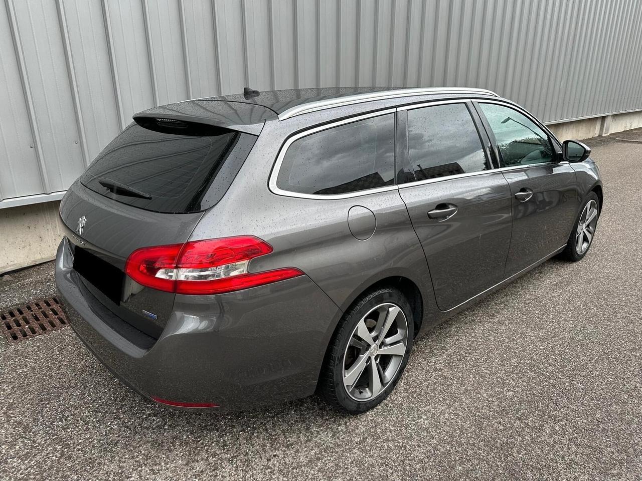 Peugeot 308 BlueHDi 120 S&S SW Business
