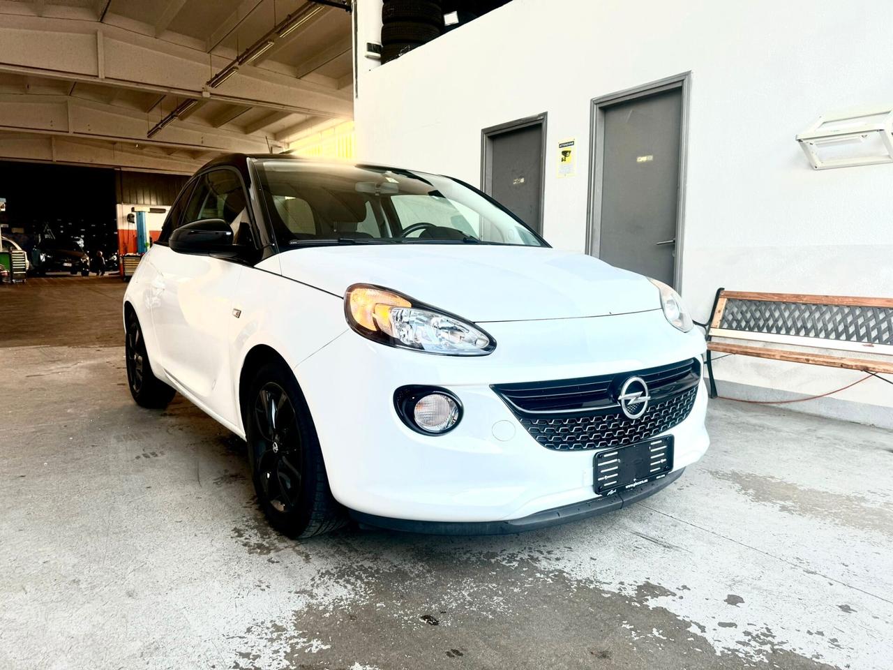 Opel Adam Neopatentati OK