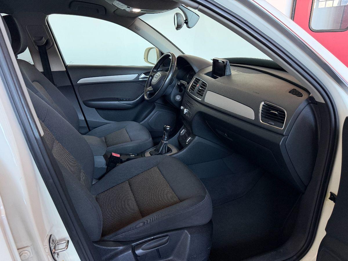 AUDI - Q3 - 2.0 TDI 150 CV Business