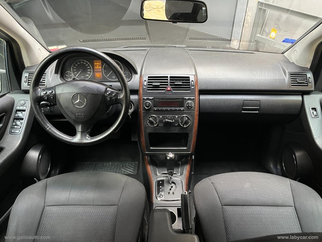 MERCEDES-BENZ A 170 Avantgarde