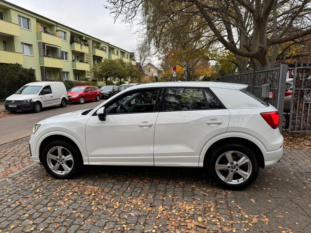 Audi Q2 30 TDI S tronic Business Design