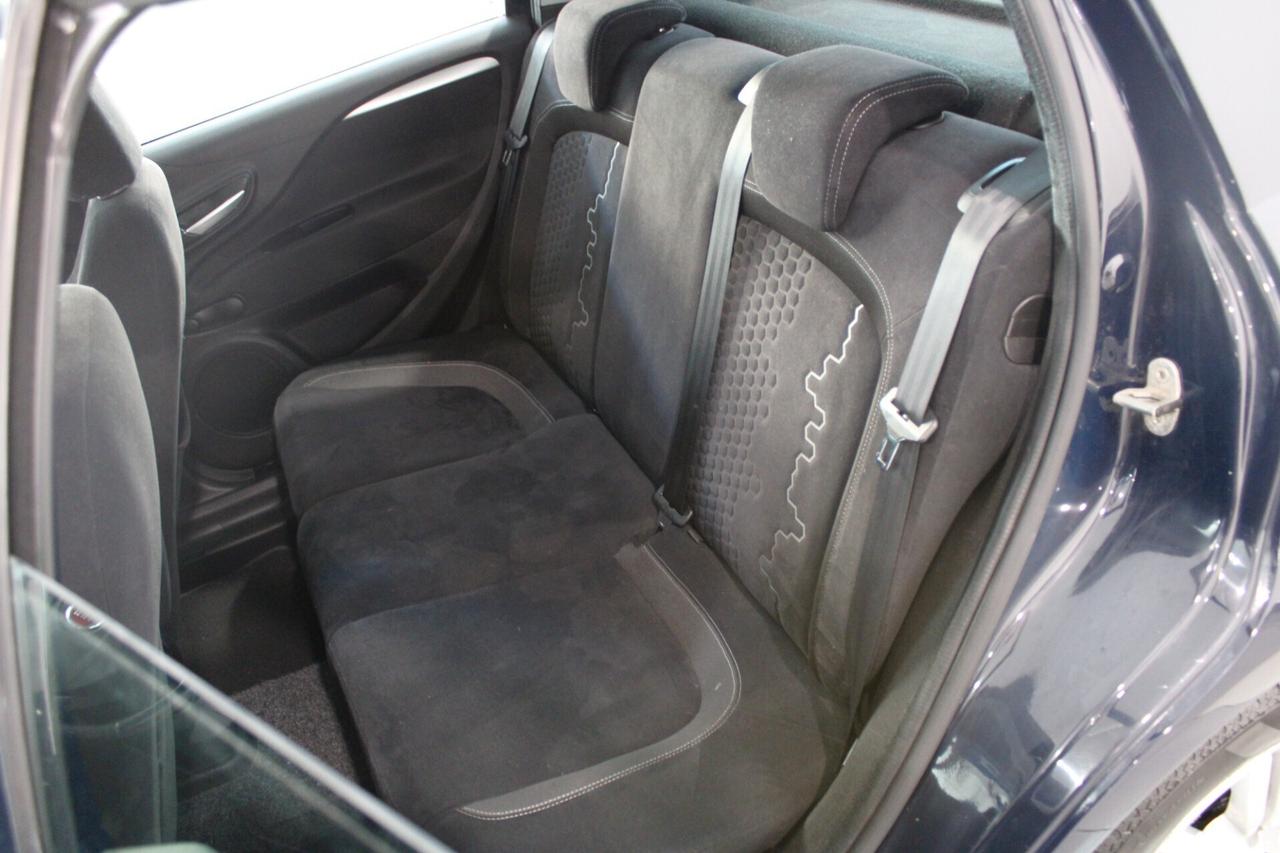 FIAT Punto 1.3 Mjet Lounge - 2015