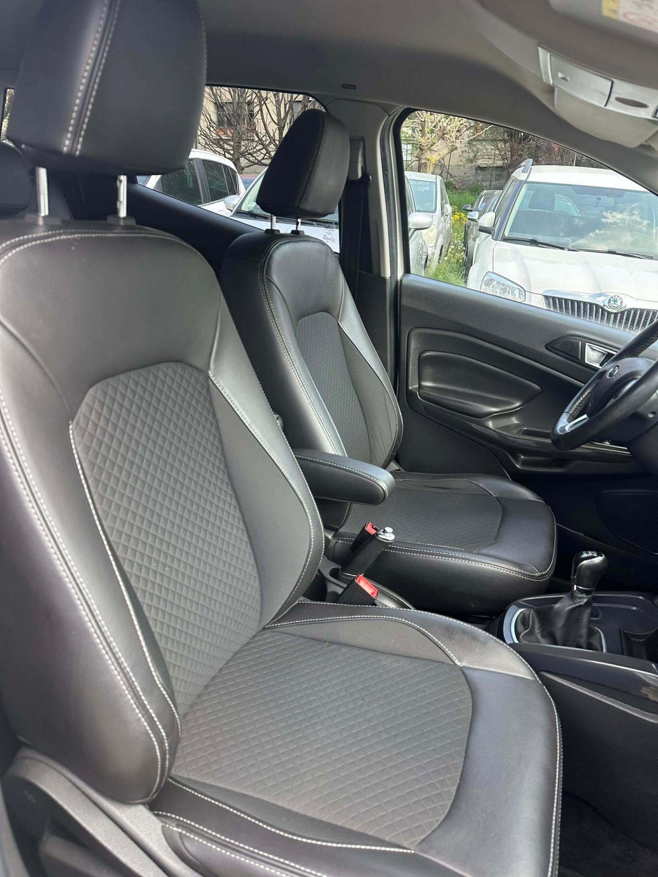 Ford ECOSPORT 1.5 TDCi 95 CV TITANIUM KMCERT NEOPAT GARANZ